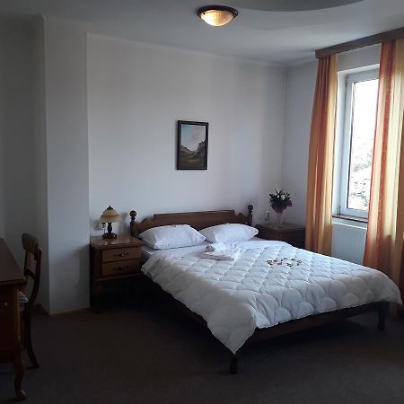 Hotel Cetojevic บันยาลูกา ภายนอก รูปภาพ