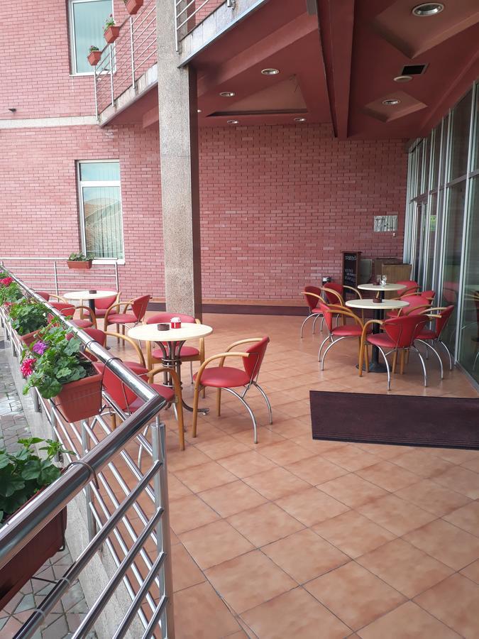 Hotel Cetojevic บันยาลูกา ภายนอก รูปภาพ