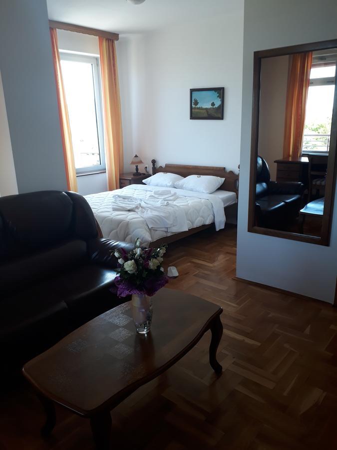 Hotel Cetojevic บันยาลูกา ภายนอก รูปภาพ
